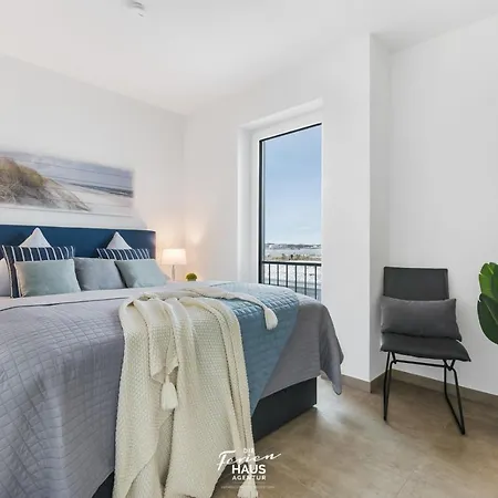 Dock 76 Bridge - Penthouse * Olpenitz