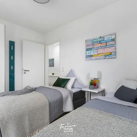 Dock 76 Bridge - Penthouse Apartment